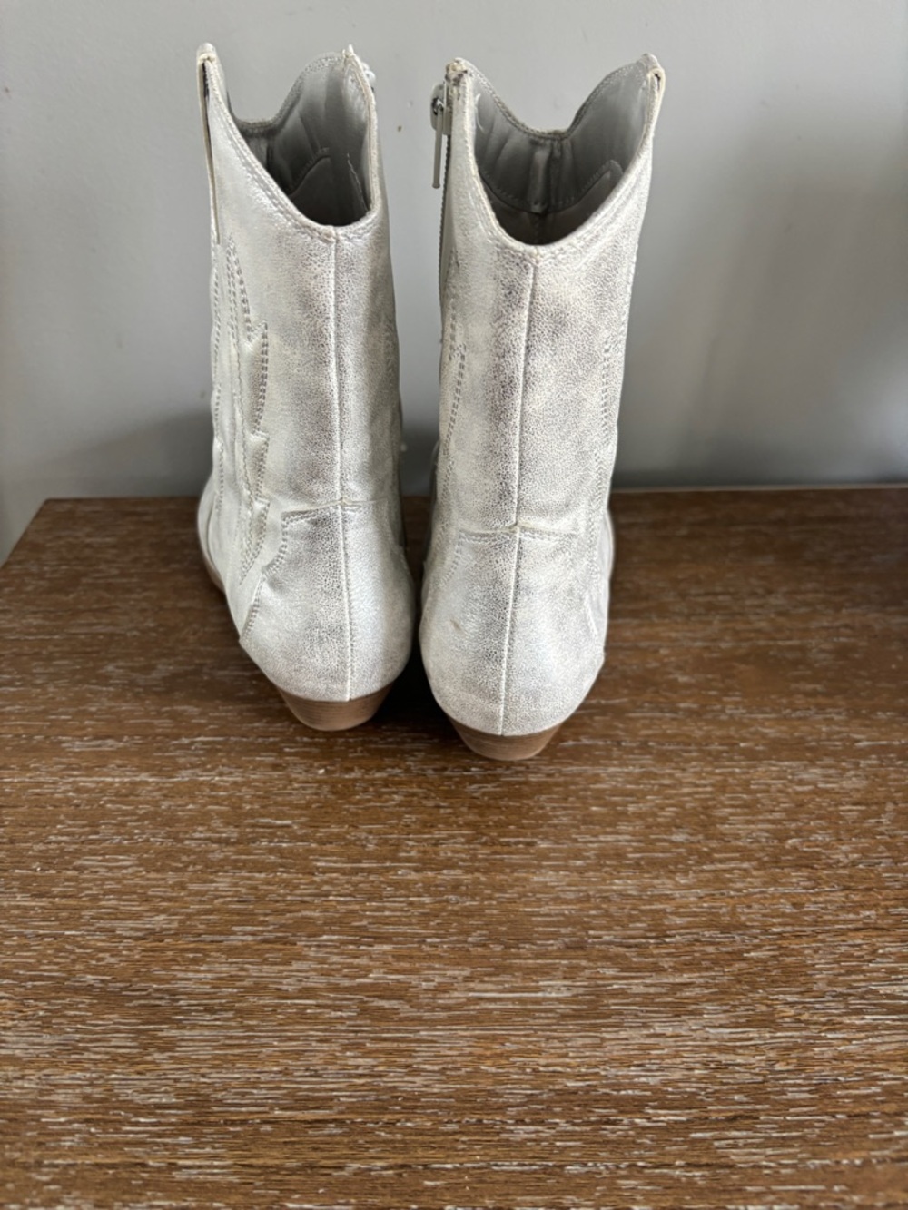 MIA Metallic Silver Western Ankle Boots girls size 5 - Picture 4 of 6